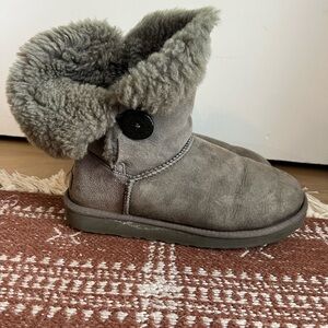 Ugg Bailey Button Boot